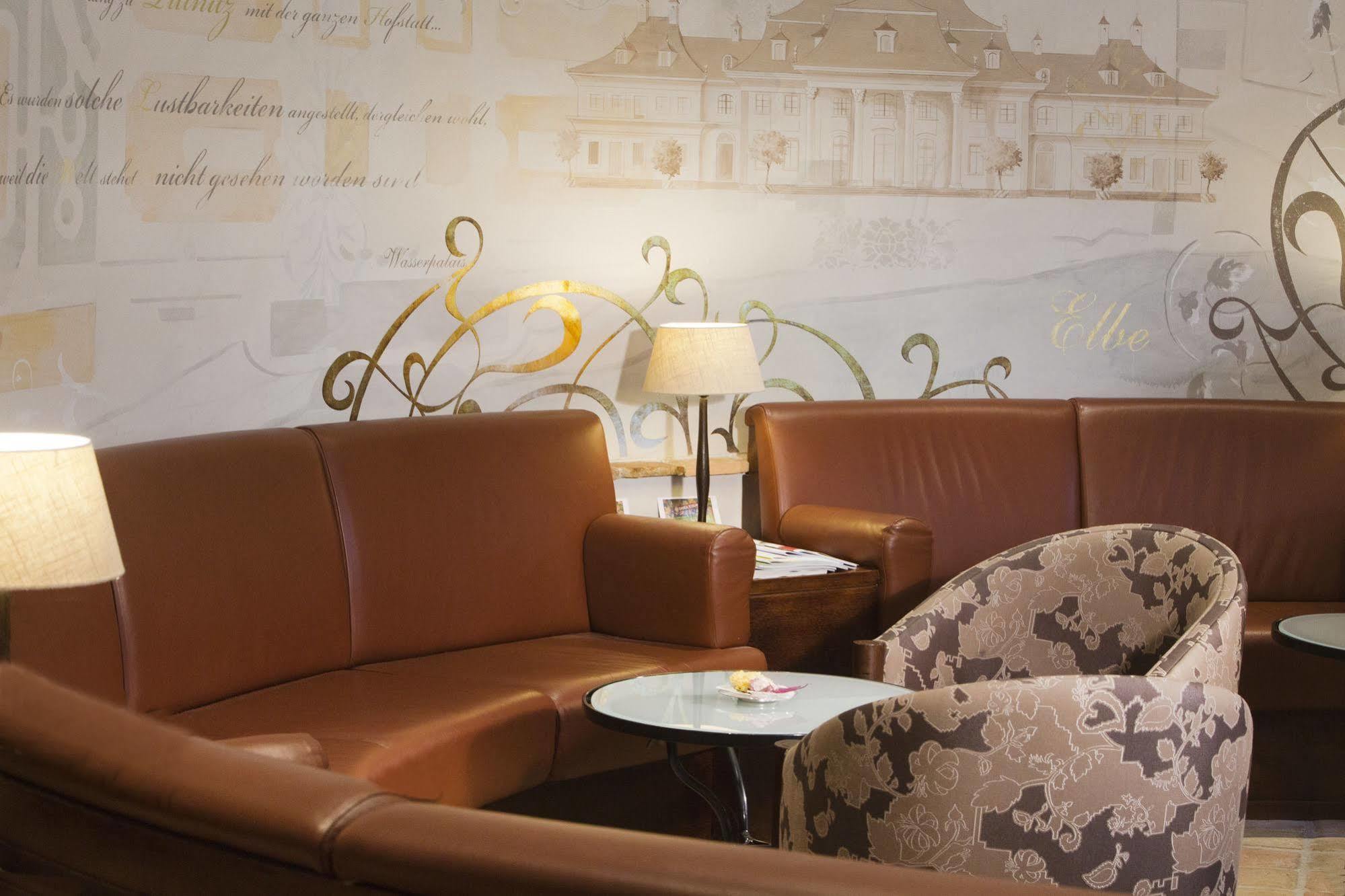 Schloss Hotel Dresden Pillnitz ภายนอก รูปภาพ